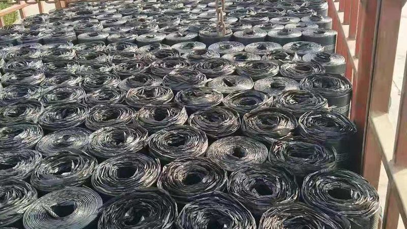 目前市场上常见的旧房翻新防水材料主要有以下几种：
